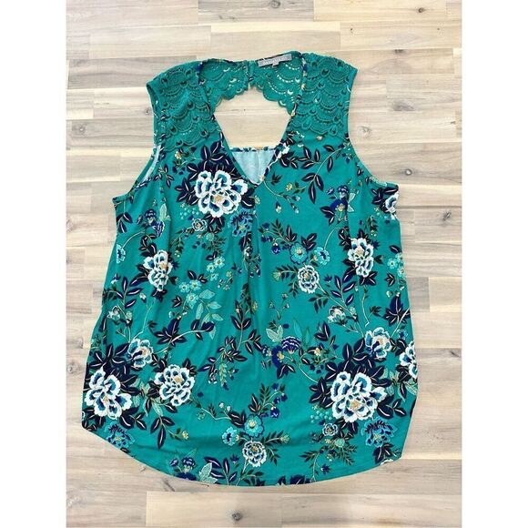 Daniel Rainn Blue Lace Sleevless Tank with Back Cutout, Rayon & Spandex 1X - Picture 4 of 7